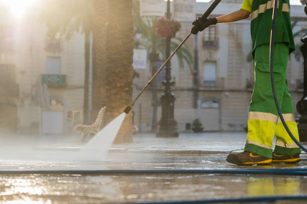 Best Deck Pressure Washing  in Llano, TX